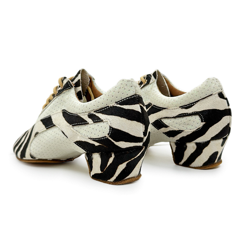 Nieuwe Latin Schoenen Volwasse - Zebra Tablet Accessories recensie en prijs